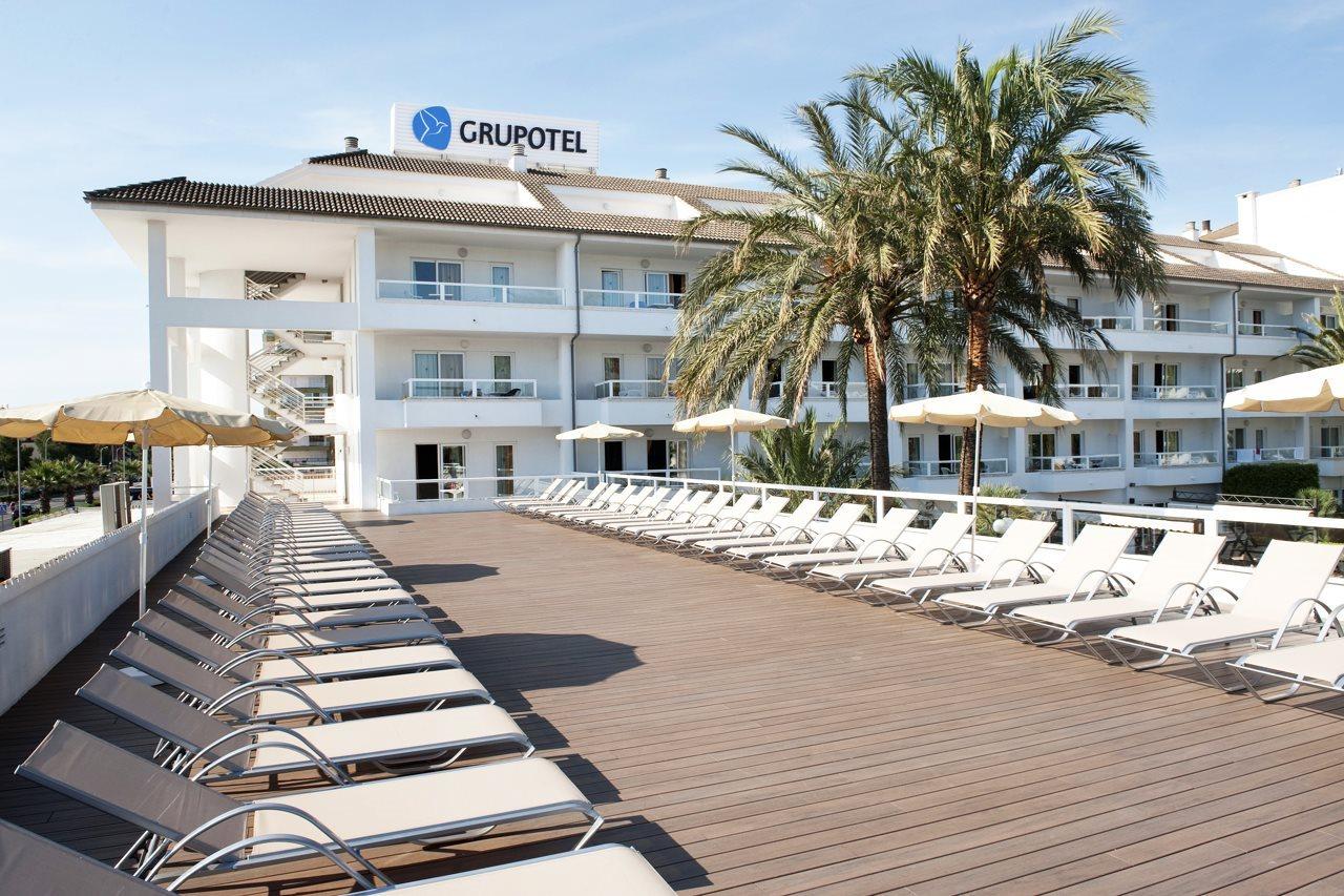 Grupotel Santa Eularia & Spa - Adults Only Санта-Эулалия-дель-Рио Экстерьер фото