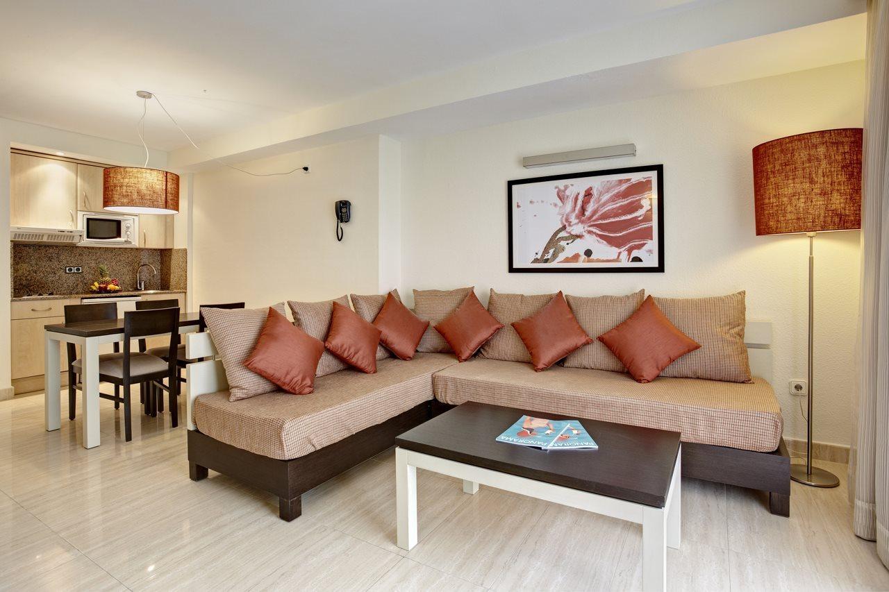 Grupotel Santa Eularia & Spa - Adults Only Санта-Эулалия-дель-Рио Экстерьер фото