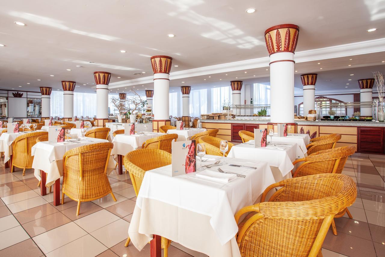 Grupotel Santa Eularia & Spa - Adults Only Санта-Эулалия-дель-Рио Экстерьер фото